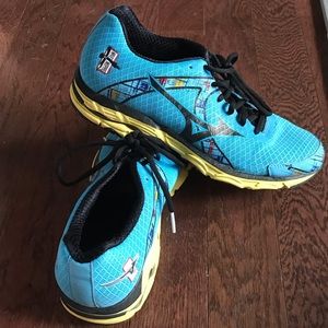 Mizuno Wave Inspire 10 Sneaker Size 11